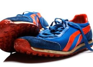 Committee Investigates Surgeon Whose Shoes Are Always Untied