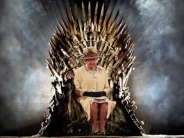 Queen Elizabeth Gets IUD Removed, Ready to Have Another Royal Baby