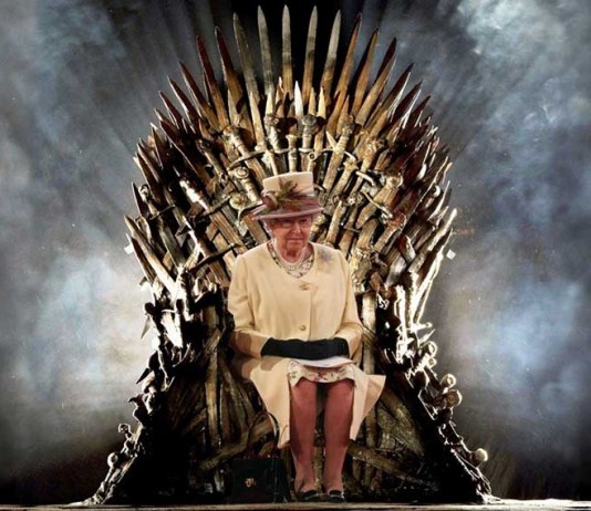 Queen Elizabeth Gets IUD Removed, Ready to Have Another Royal Baby