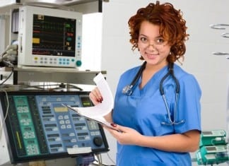 PICU Nurse Enjoys Changing Patient Parameters and Drips Right Before Interns Present Patients on Rounds PICU nurse