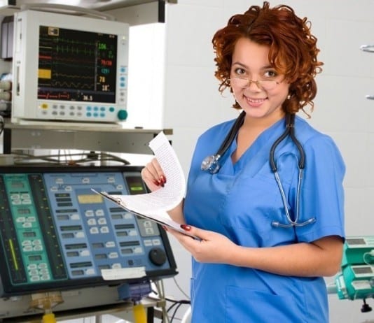 PICU Nurse Enjoys Changing Patient Parameters and Drips Right Before Interns Present Patients on Rounds PICU nurse