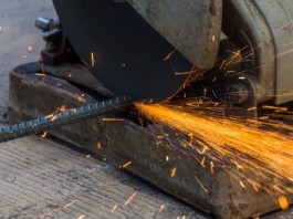 Synthesis Introduces New Product Line, Instant Hit with Orthopaedic Surgeons orthopedic tools