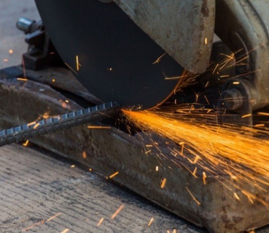 Synthesis Introduces New Product Line, Instant Hit with Orthopaedic Surgeons orthopedic tools