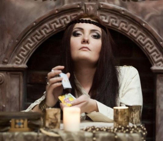 Hospital Hires Psychic to Track Pathologists’ Patient Satisfaction