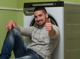 After 25th Stain, Doctor Finally Decides to Wash White Coat laundry