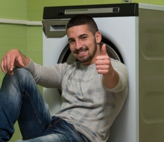 After 25th Stain, Doctor Finally Decides to Wash White Coat laundry