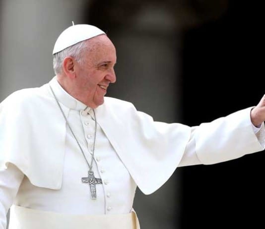 Who Received Pope Francis’ Blessing? pope francis blessing