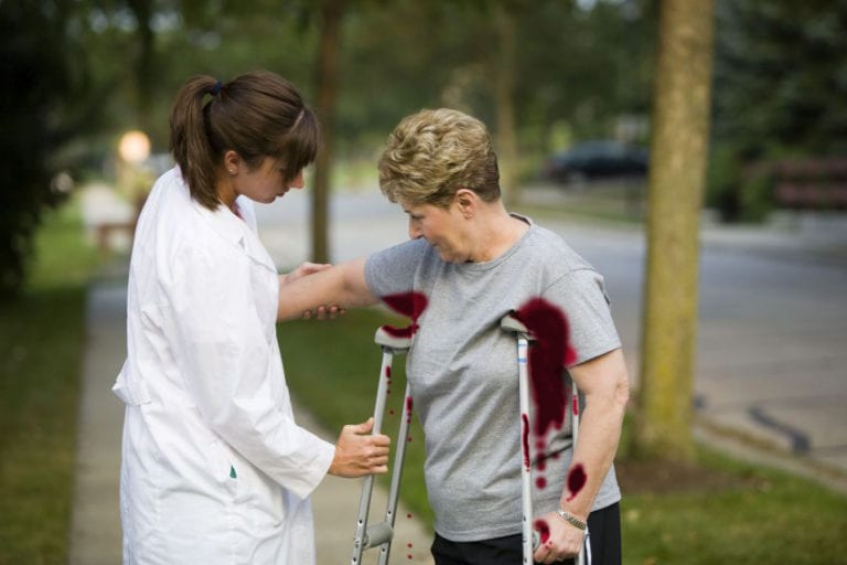 Woman Not Sure if She’s Using Crutches Correctly