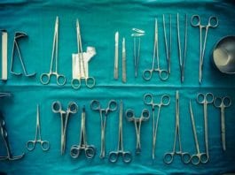 Surgeon Recommends Maximally-Invasive Surgery maximal surgery