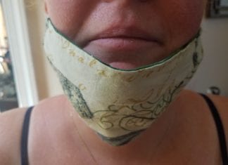 The Latest Fashion Trend for the Fall: Chin Hammocks