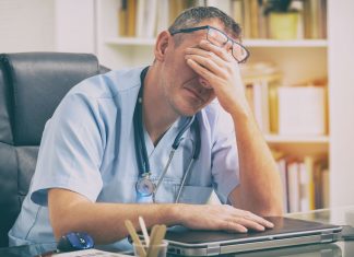 Doctors May Qualify for Law Degree After Completing HIPAA and EMTALA Compliance Training