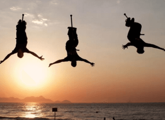 Local Orthopedic’s Practice Gives Away Free Pogo Sticks