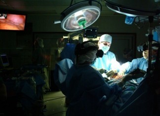 Surgical Resident Delivers Mid-Case, Stays to Close