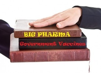 New Medical Graduate Takes Hippocratic Oath, Followed by Big Pharma, Government Vaccine Oath