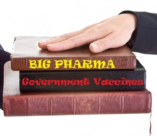 New Medical Graduate Takes Hippocratic Oath, Followed by Big Pharma, Government Vaccine Oath