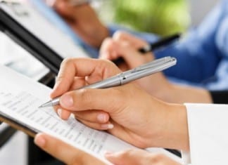 Tired Medicine Resident Writes 1 Progress Note About 15 Patients medicine resident