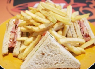 Nurse Has License Suspended for Ordering Wrong Sandwich