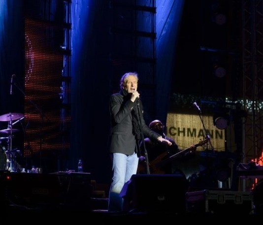 Local RN Reprograms IV Pump Alarm to Play Michael Bolton; Patients No Longer Report Difficulty Keeping Arm Straight iv pump alarm