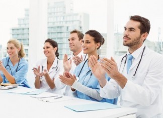 Ortho Writes Perfect SOAP Note, First No-Worder This Year applauding doctors