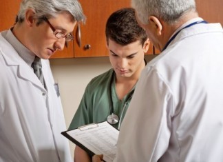 In Catastrophic Med-School Blunder, Student Gives Actual Feedback About Rotation medical student