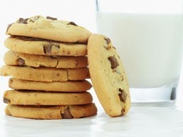 Update: Cookie Monster Leaves Sesame Street Hospital AMA on Christmas Eve milk and cookies