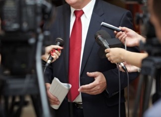 Numerous Elected Officials Suffering From Bizarre Triad of Abdominal Jaundice, Gelatinous Vertebrae, & Microorchidism politicians