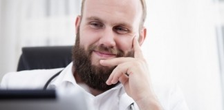 Alternate Co-Signatures When Supervising Residents doctor on computer