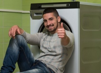 After 25th Stain, Doctor Finally Decides to Wash White Coat laundry