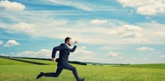 Radiologist Clocks Sub 4-Second 40-Yard Time During a Code Blue radiologist running