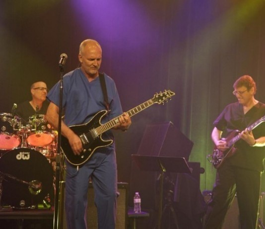 Gary Cozine & The Laryngospasms! Gary Cozine