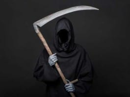 Nurses Fired Over Grim Reaper Halloween Costumes Halloween costume