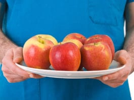 Groundbreaking Study Finds ‘Apple a Day’ Therapy Prevents 100% of Hospital Readmissions