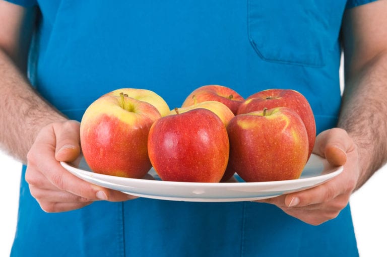 Groundbreaking Study Finds ‘Apple a Day’ Therapy Prevents 100% of Hospital Readmissions