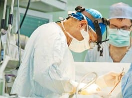 General Surgeon Goes Entire Year Without Washing Hands surgeon washing hands