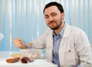 Hospital Creates Mandatory Lunch Breaks for Residents doctor lunch