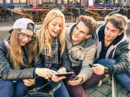 American Association of Doctors Considers Offering MD Degree to Anyone With a Smartphone smart phone