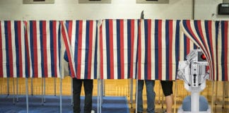 Slow-A** Da Vinci Holds Up Lines, Taking Forever to Vote
