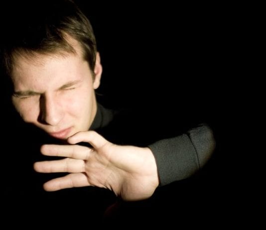 Radiologist Dies Upon Immediate Exposure to Sunlight radiologist sunlight exposure