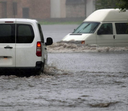 Water Main Break in Pregnant Woman’s Amniotic Sac Causes Major Flooding water break water main break