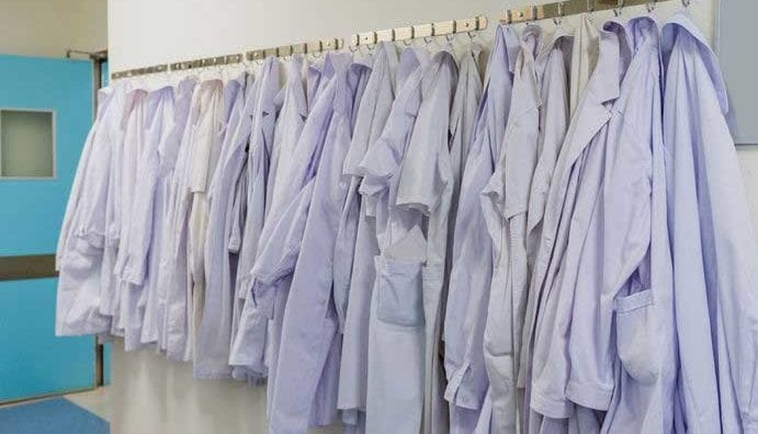 Respiratory Techs, Dietitians Enraged Over New Policy Allowing Janitors to Wear White Coats