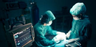 Cardiothoracic Surgeon Consults IT, Tries Turning Heart Off Then Back On Again