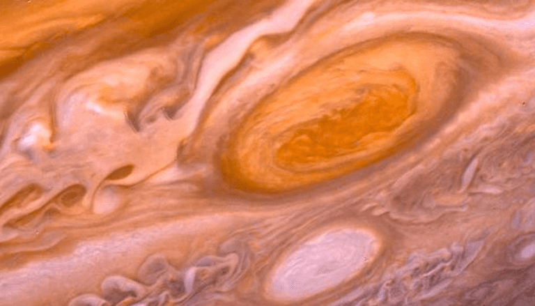 Jupiter red eye great red spot